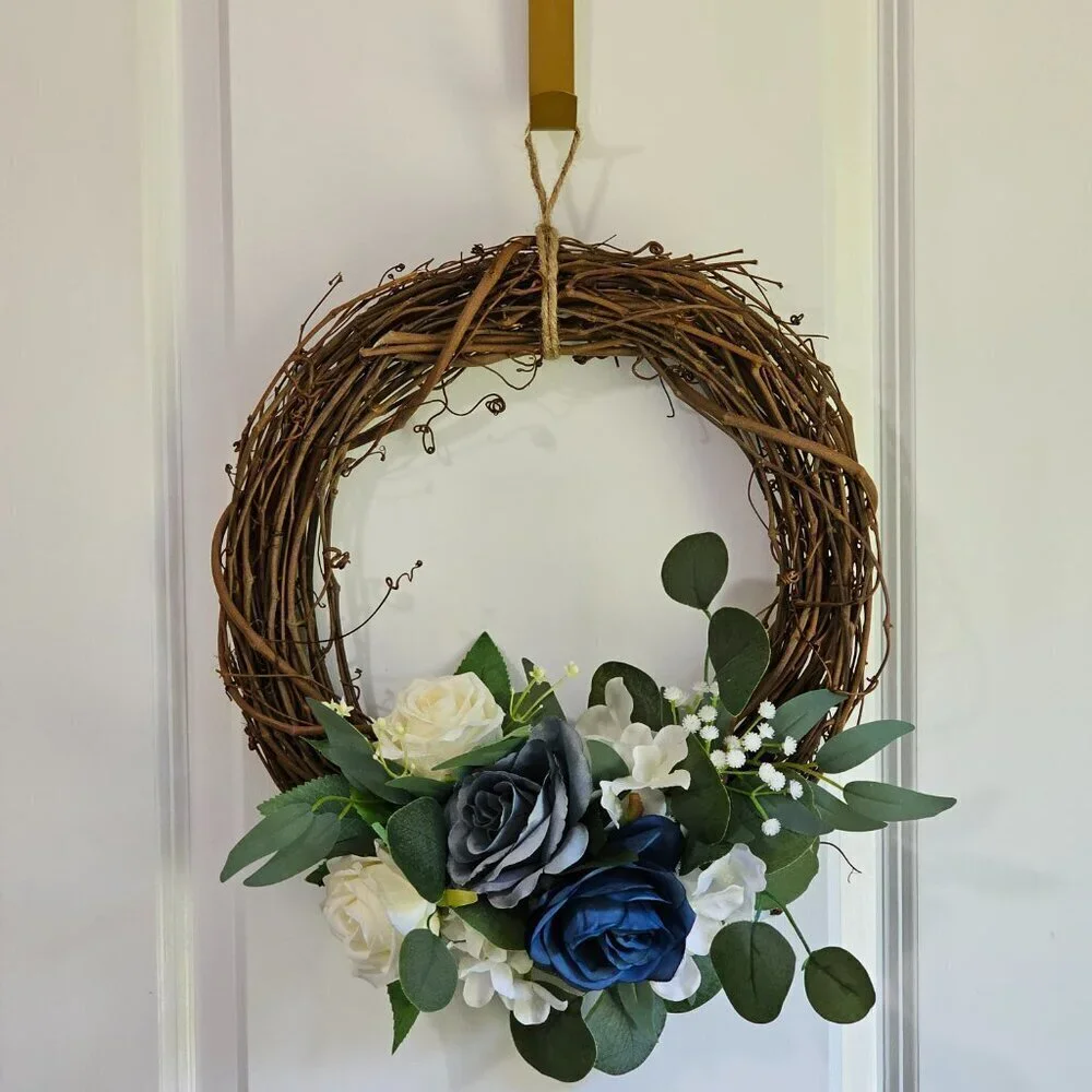 Charming Handcrafted Wreath for Any Space!
